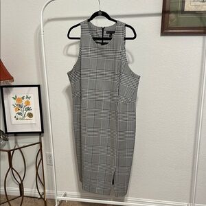 Banana Republic Houndstooth Sheath Dress